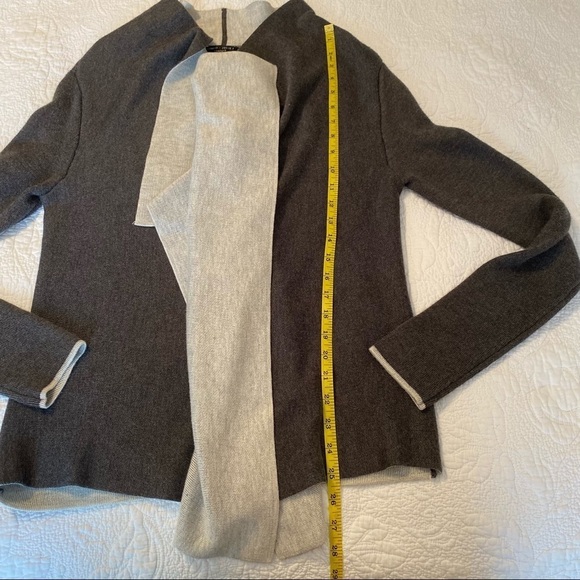 Romeo & Juliet Couture Waterfall Gray Cardigan - S - Picture 8 of 9